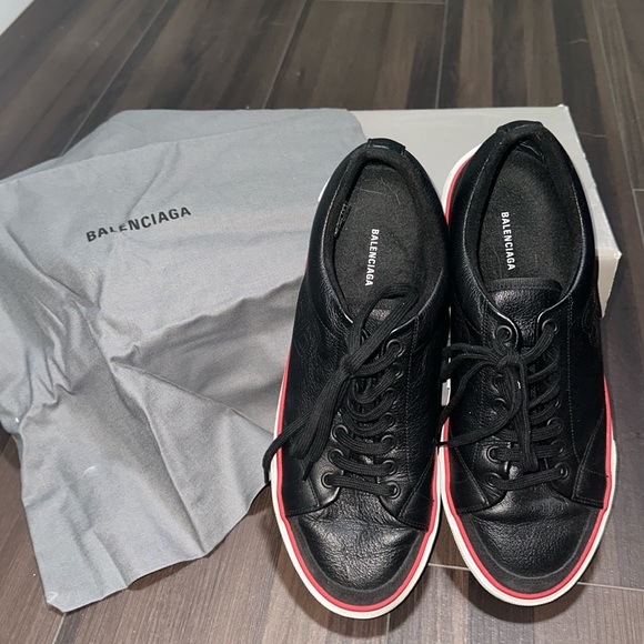 Balenciaga Graffiti Low Profile Sneakers - Picture 1 of 6